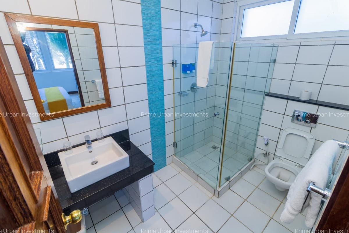 Serviced 3 Bed Apartment with En Suite in Shanzu - 18