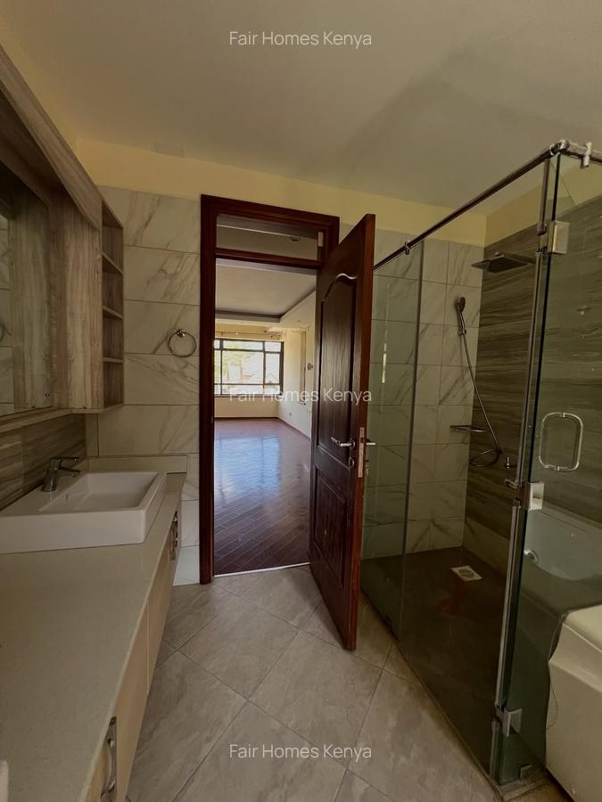 5 Bed Townhouse with En Suite at Convent Drive - 8