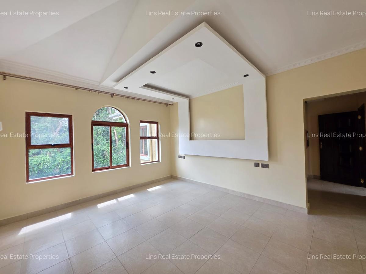 5 Bed House with En Suite in Kitisuru - 14