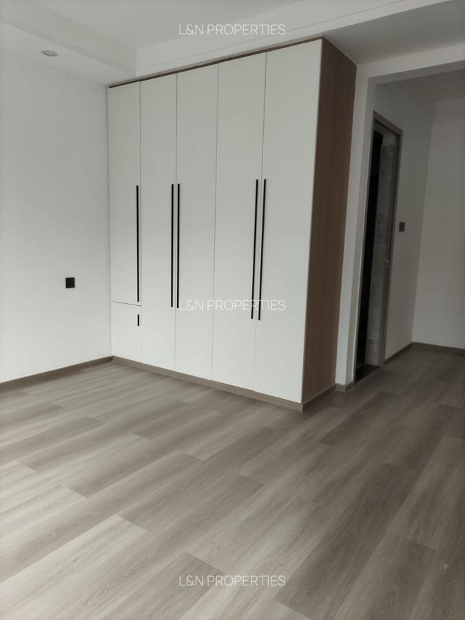 2 Bed Apartment with En Suite at Kilimani - 4