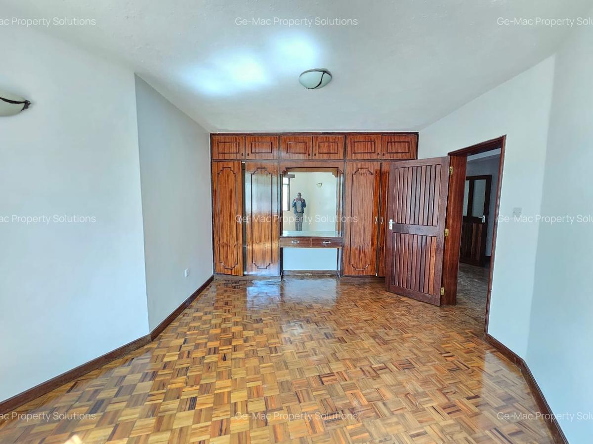 5 Bed House with En Suite in Gigiri - 10