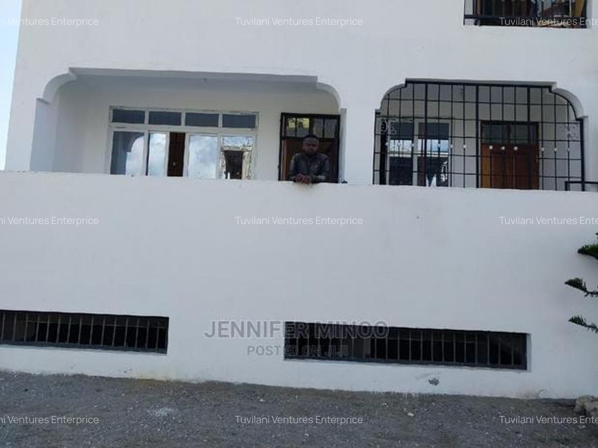 Serviced 2 Bed Apartment with En Suite at Utange - 3