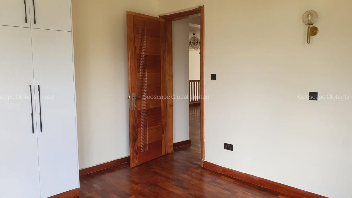 4 Bed Townhouse with En Suite in Karen - 5