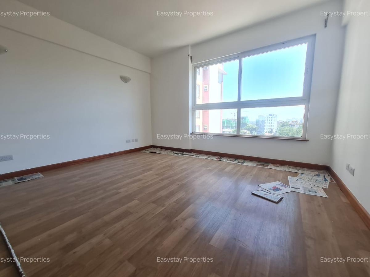 4 Bed Apartment with En Suite in General Mathenge - 6