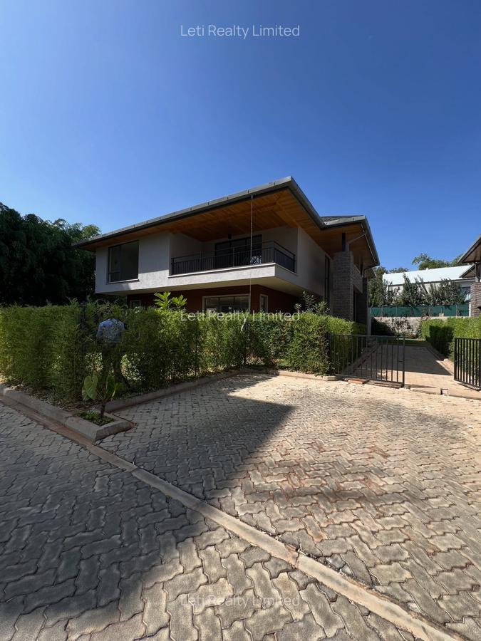 5 Bed Townhouse with En Suite in Lavington - 1