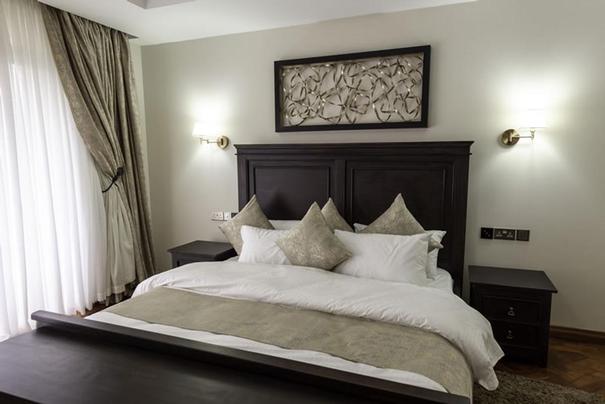 Furnished 4 Bed Apartment with En Suite in Riverside - 8