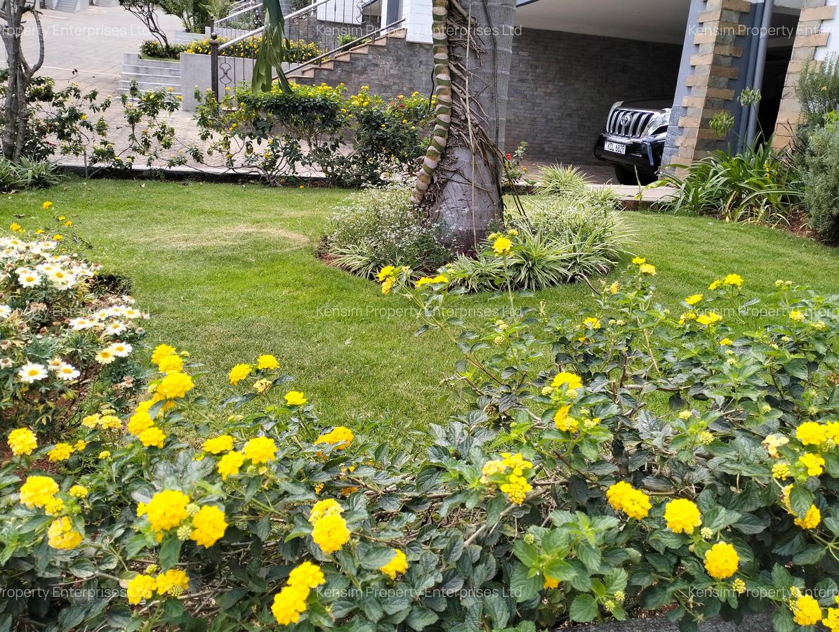 5 Bed Townhouse with En Suite in Westlands Area - 20