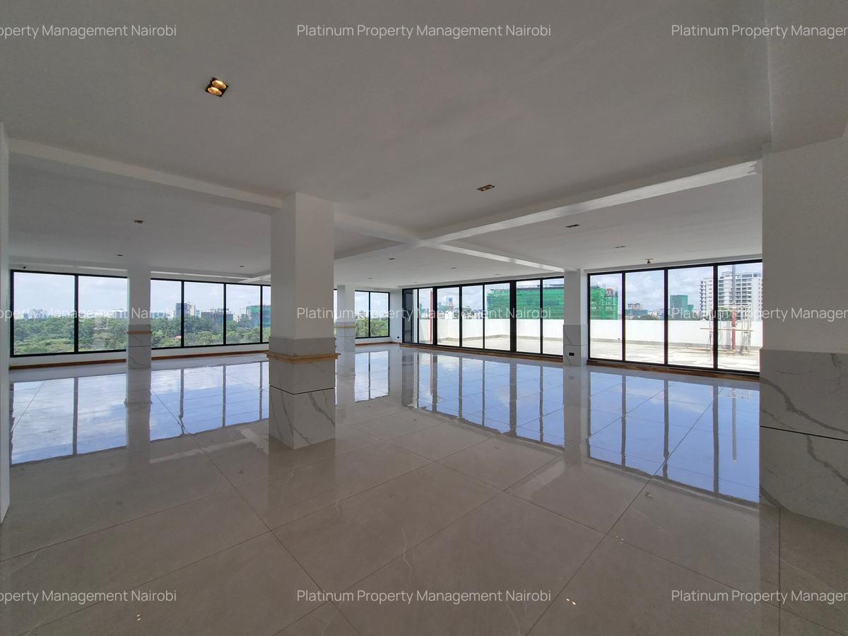 4 Bed Apartment with En Suite at Peponi Rd - 20