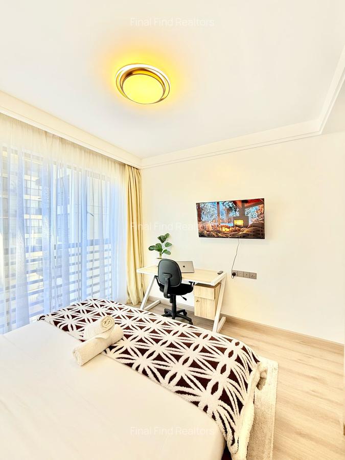 Furnished 2 Bed Apartment with Swimming Pool in Riverside - 19