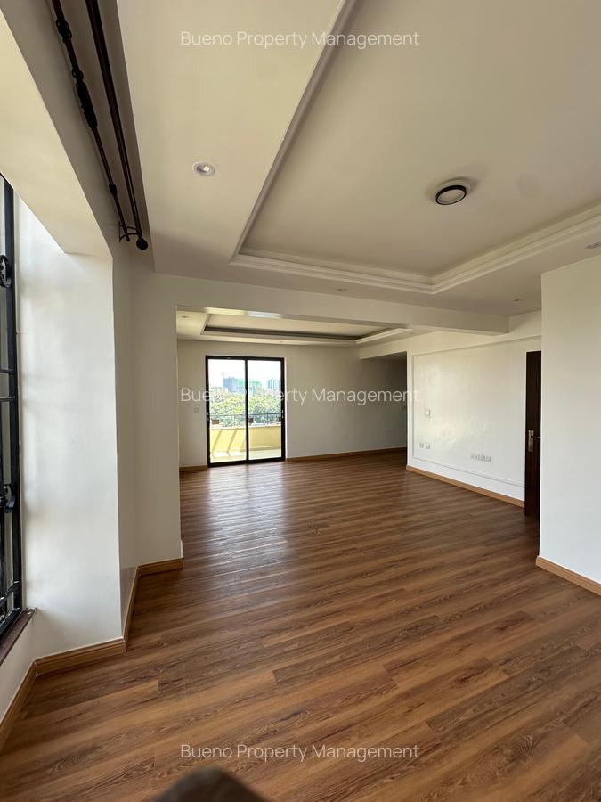5 Bed Apartment with En Suite in Kileleshwa - 16