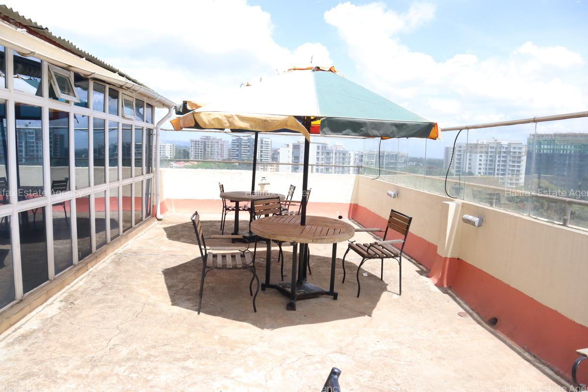 3 Bed Apartment with En Suite at Brookside Drive - 14