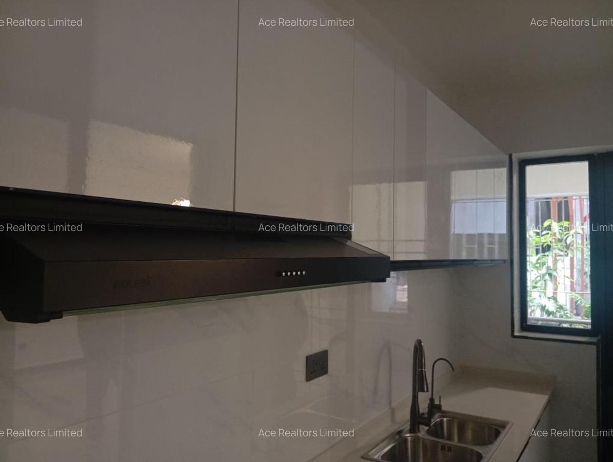 2 Bed Apartment with En Suite at Valley Arcade - 5