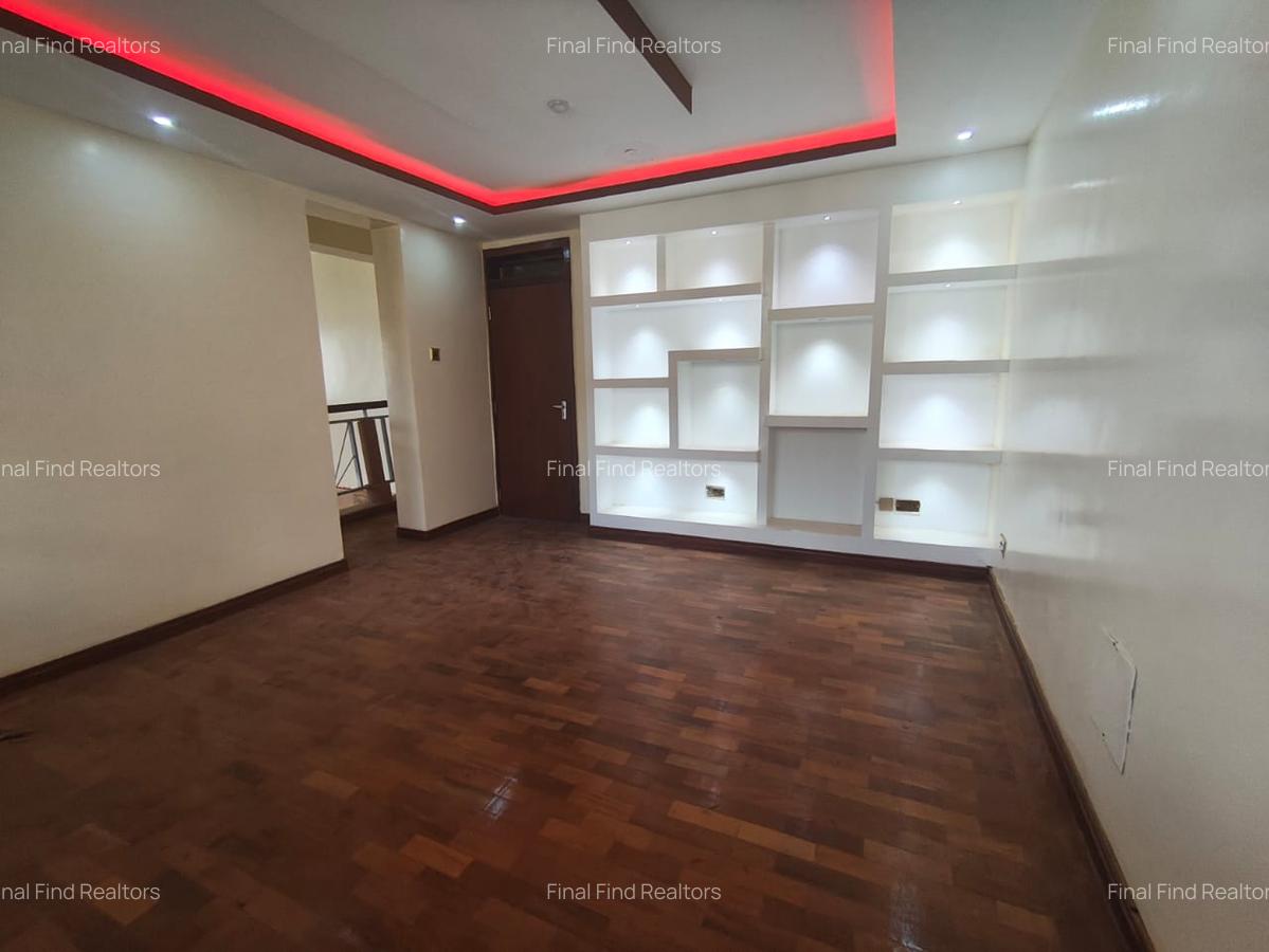 10 Bed House with Staff Quarters in Runda - 6