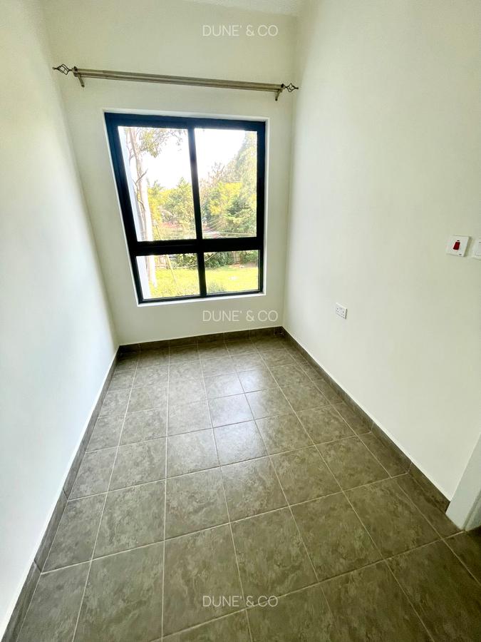 2 Bed Apartment with En Suite in Lavington - 11