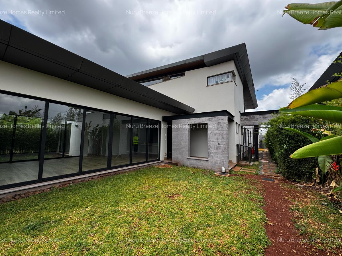 4 Bed Townhouse with En Suite in Kiambu Road - 17