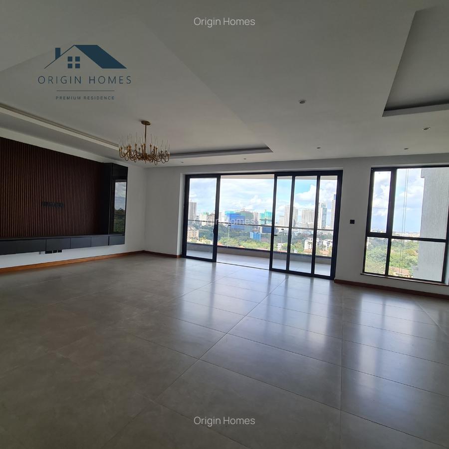 3 Bed Apartment with En Suite in Riverside - 9