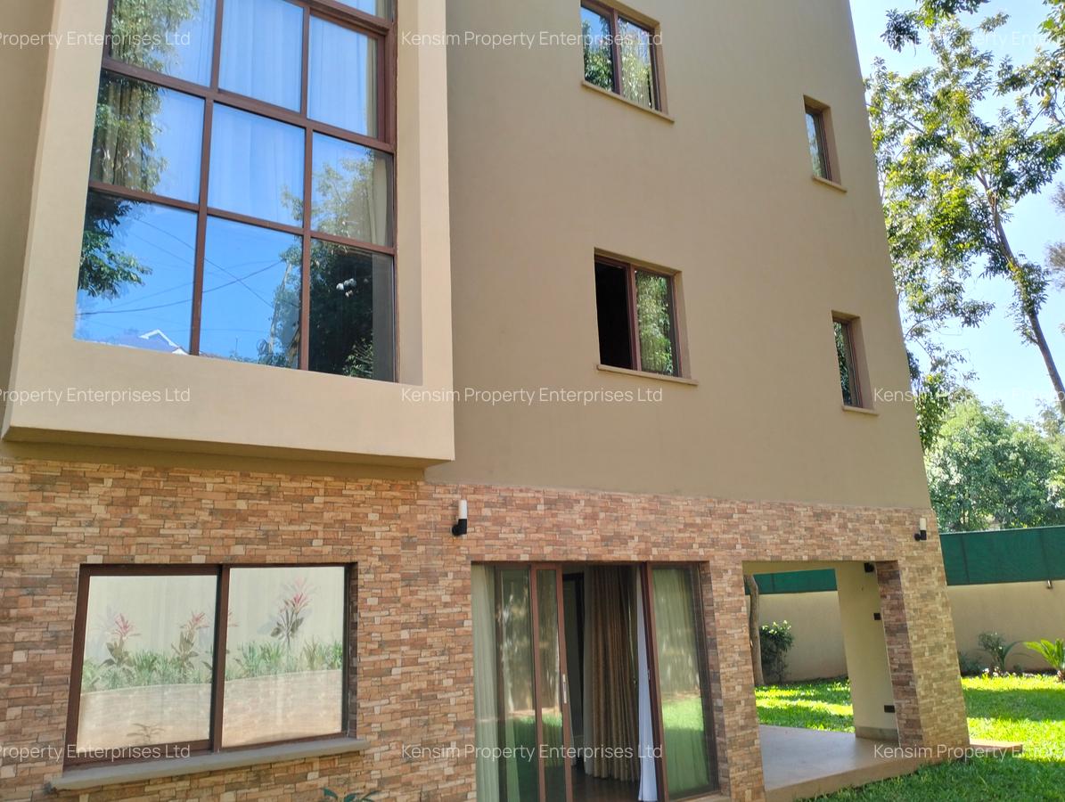 5 Bed Townhouse with En Suite in Lavington - 13
