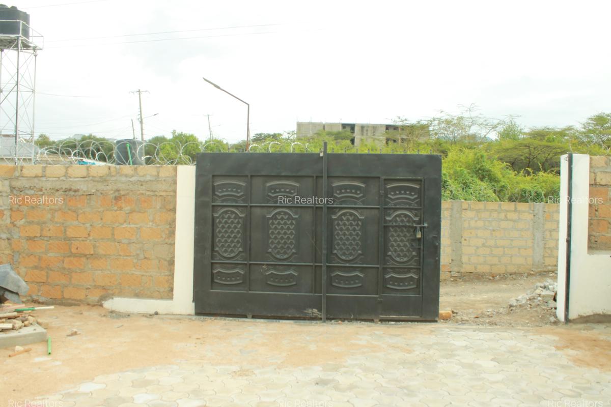 4 Bed Townhouse with En Suite at Magadi Road - 9