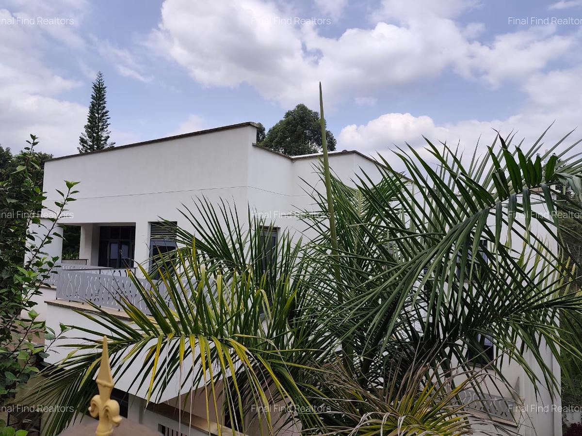 7 Bed Townhouse with En Suite in Nyari - 15