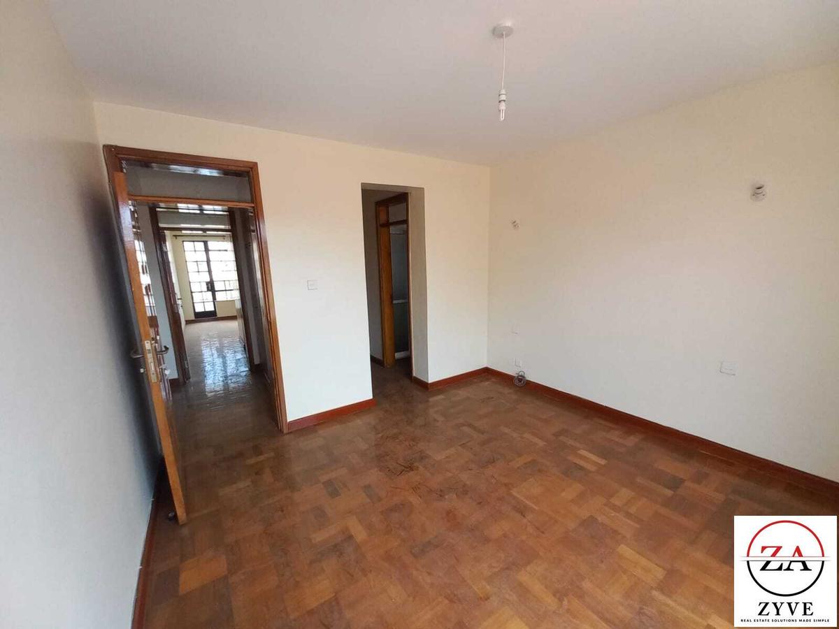 Serviced 3 Bed Apartment with En Suite at Riverside Drive - 12