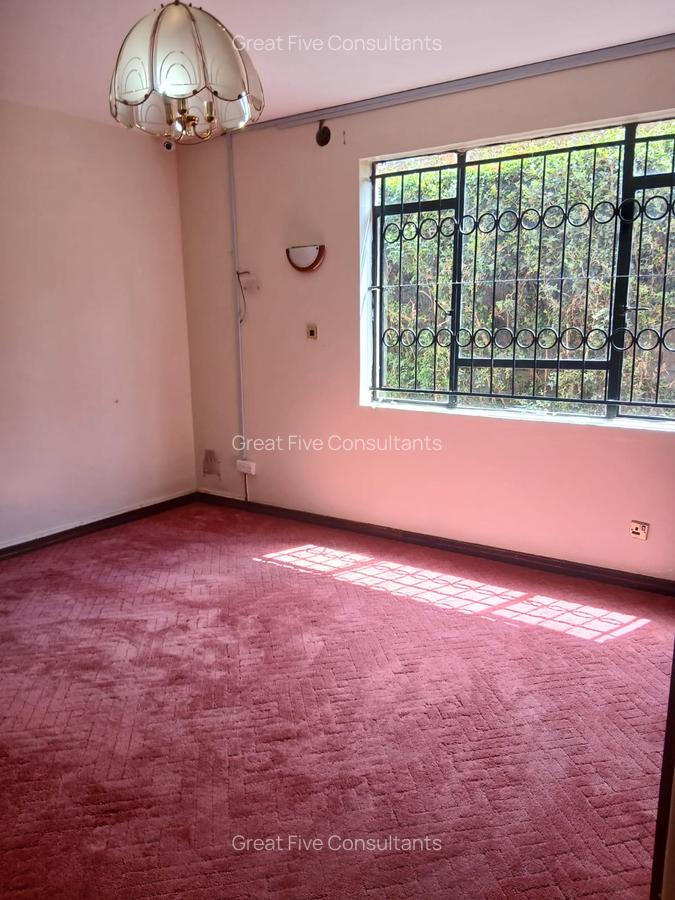 4 Bed Villa with En Suite in Runda - 11