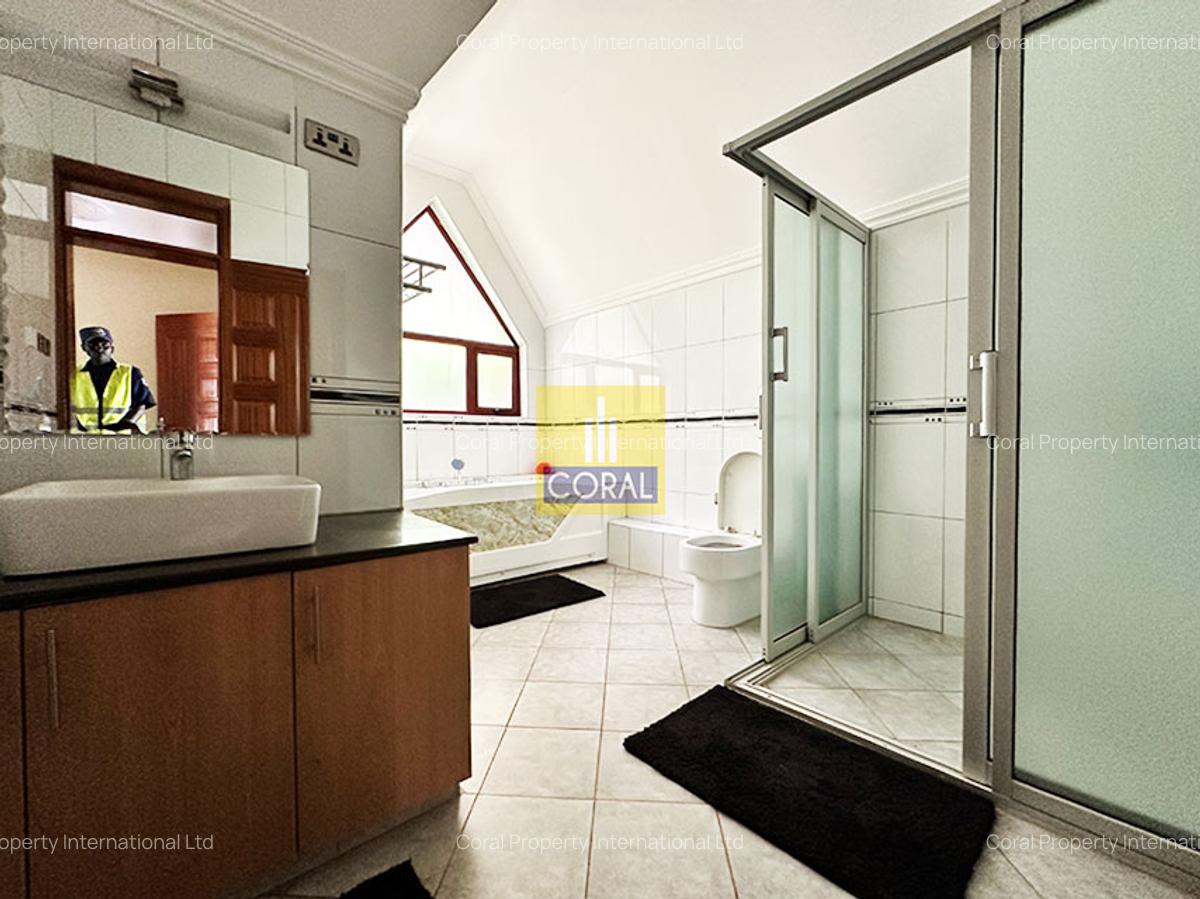 4 Bed Villa with Swimming Pool in Limuru - 14