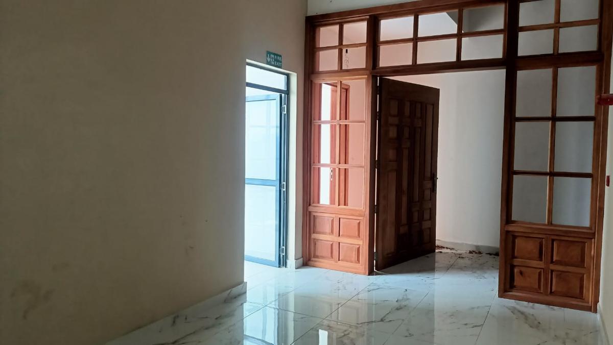 Furnished 4 Bed Apartment with En Suite in Westlands Area - 13