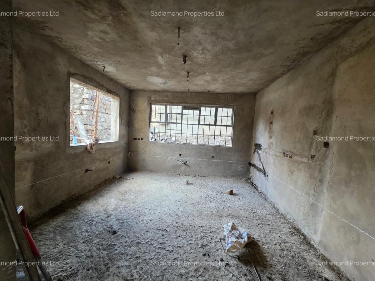 5 Bed Townhouse with En Suite at Mugutha - 4