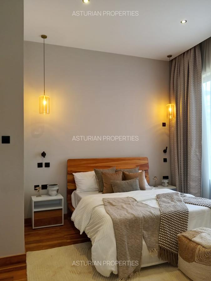 4 Bed Villa with En Suite in Westlands Area - 19