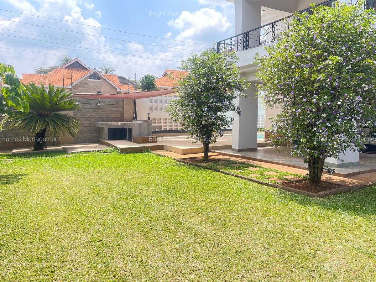4 Bed Villa with En Suite in Runda - 2