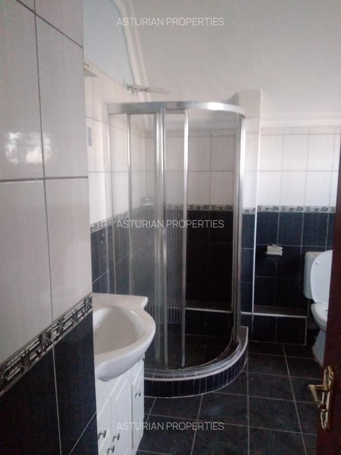 2 Bed Apartment with En Suite in Waiyaki Way - 18