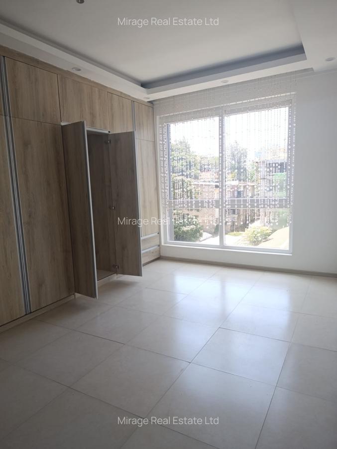 Studio Apartment with Swimming Pool in Westlands Area - 6