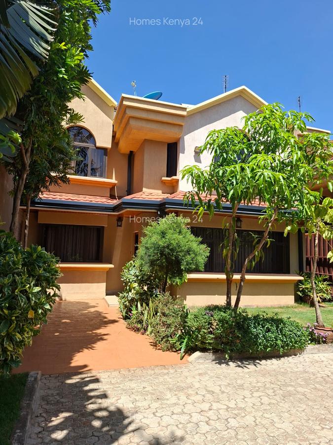4 Bed House in Runda - 3
