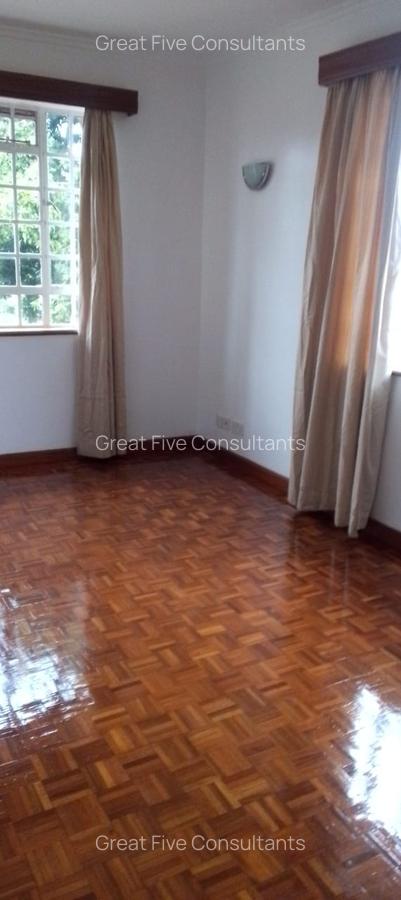 5 Bed Villa with En Suite in Runda - 8