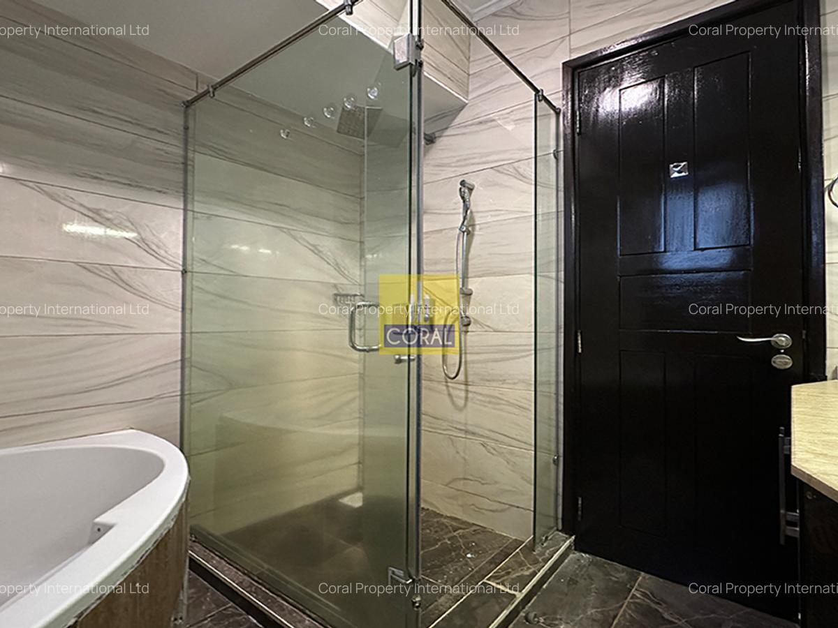 3 Bed Apartment in Riverside - 8