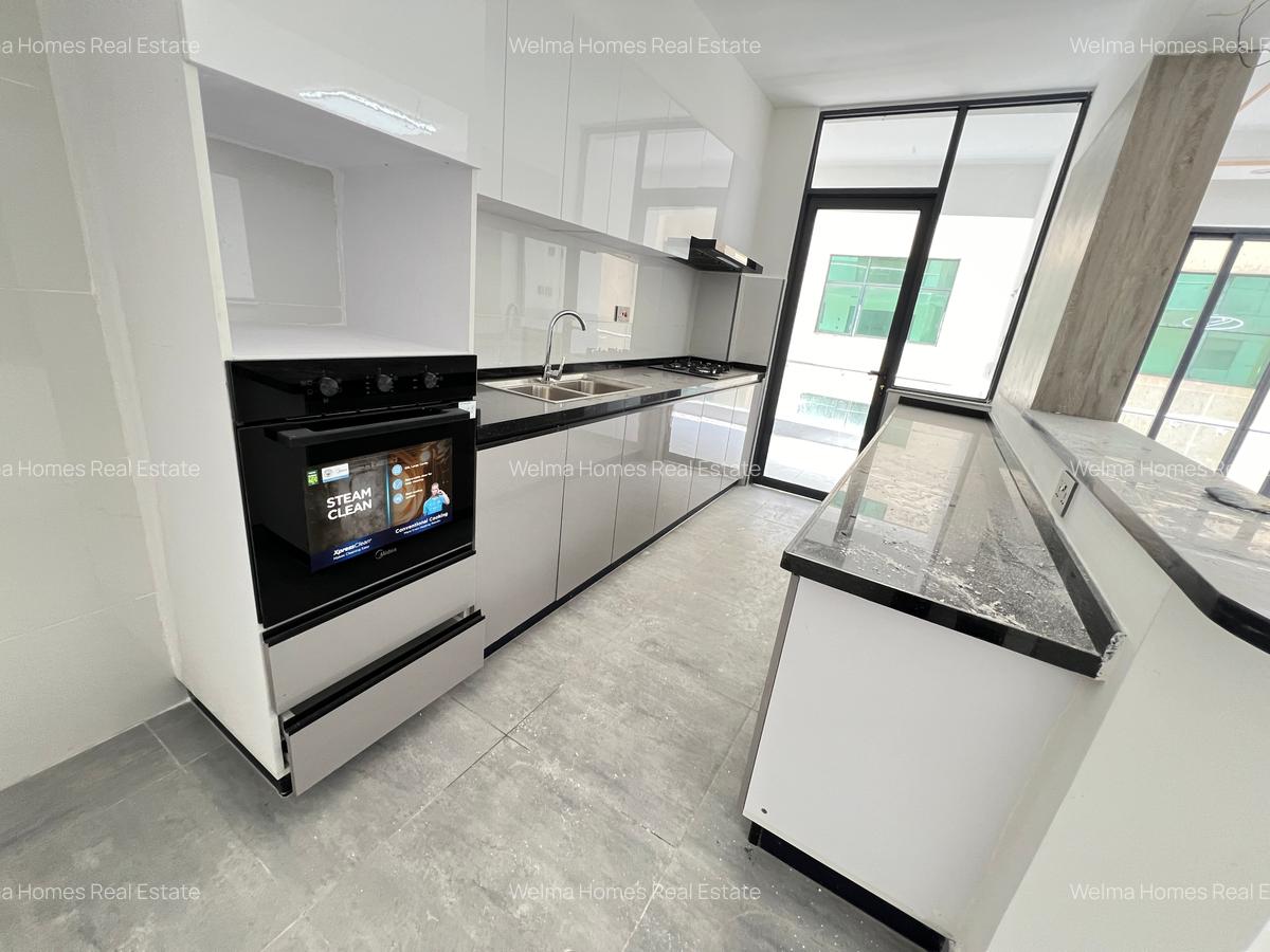 2 Bed Apartment with En Suite in Kilimani - 2