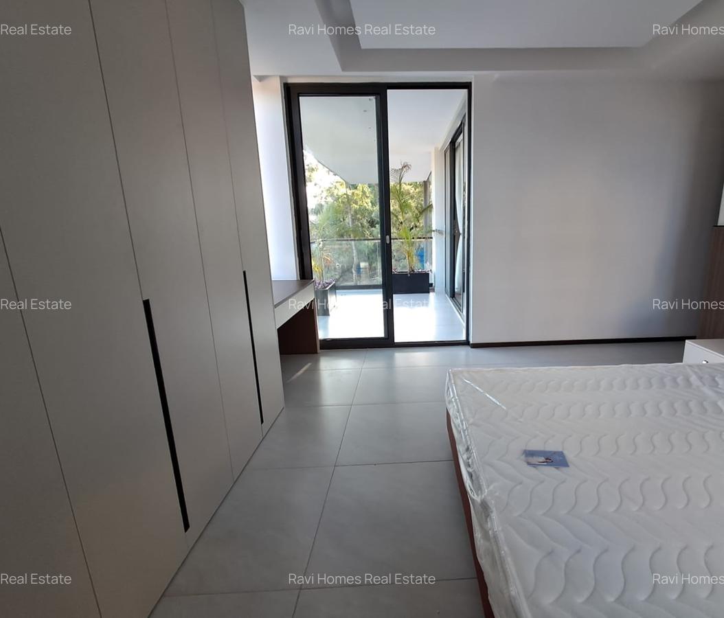 5 Bed Villa with En Suite in Lavington - 10