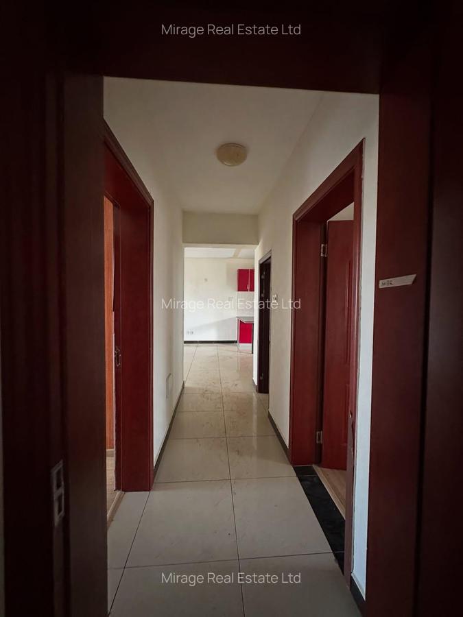 3 Bed Apartment with Swimming Pool in Kilimani - 10