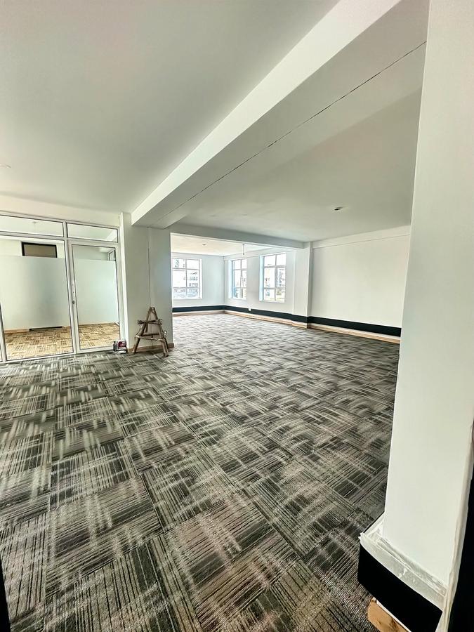 1,229 ft² Office with Service Charge Included in Westlands Area - 5