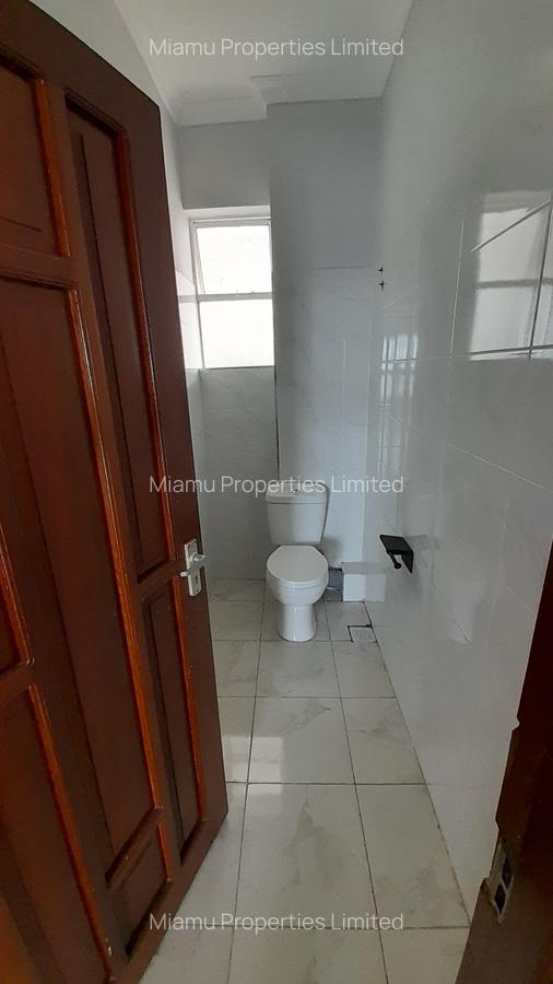 3 Bed Apartment with En Suite at Banana Road - 5