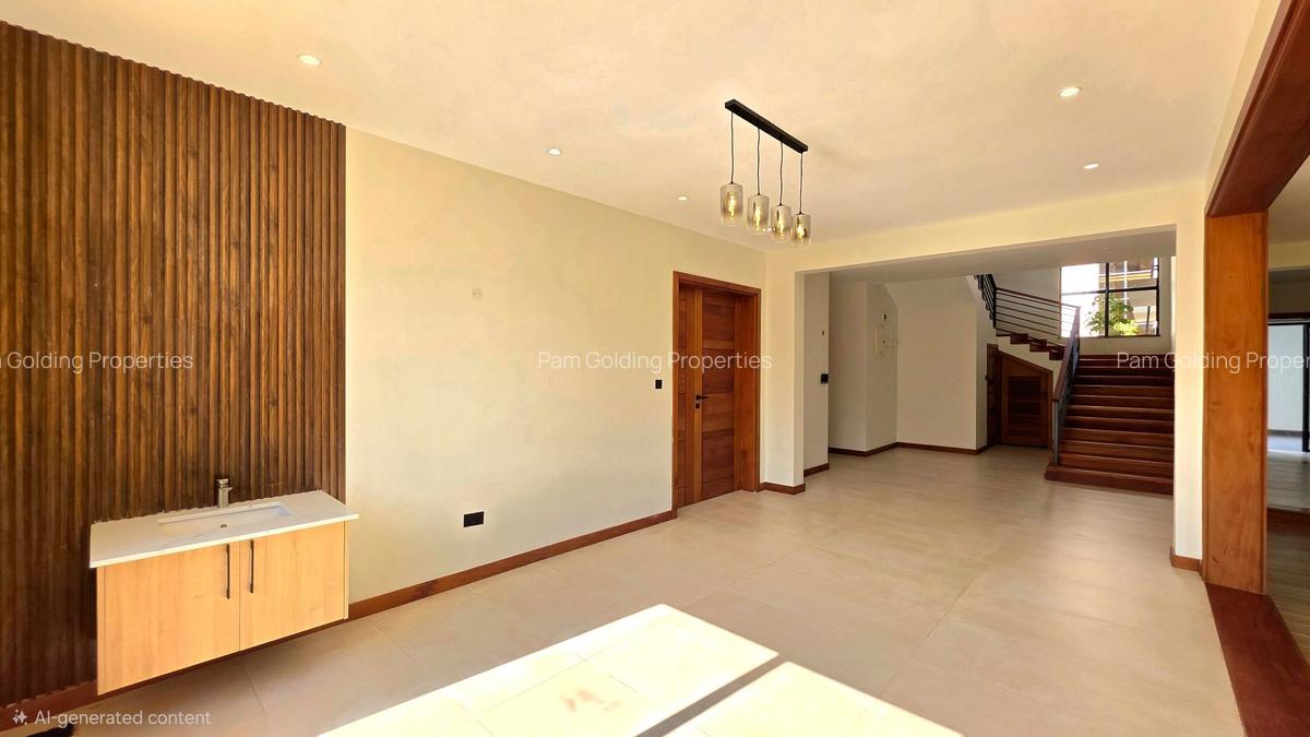 5 Bed House with En Suite in Karen - 4