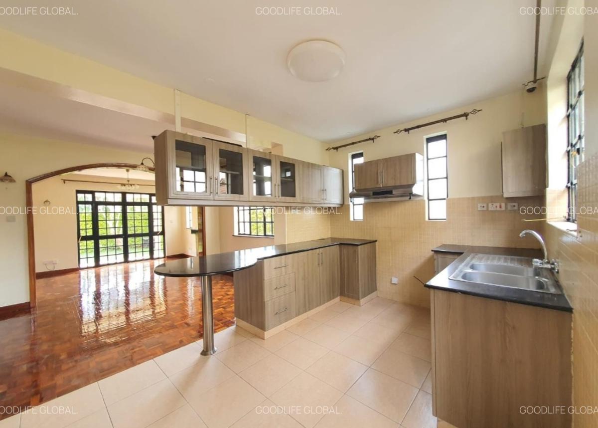 4 Bed House with En Suite at Loresho - 8