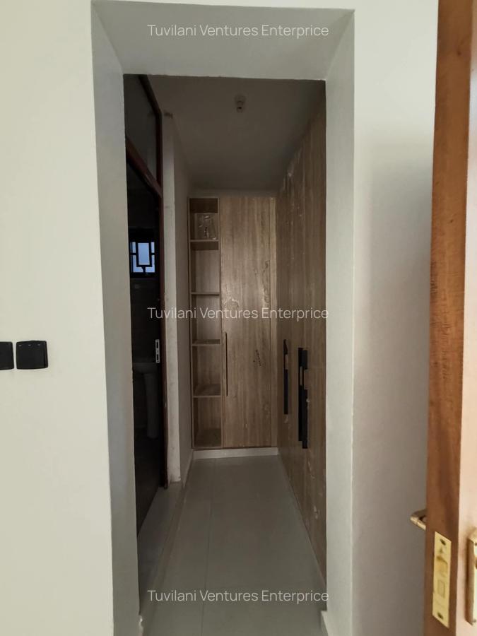Serviced 3 Bed Apartment with En Suite at Nyali Mombasa - 15