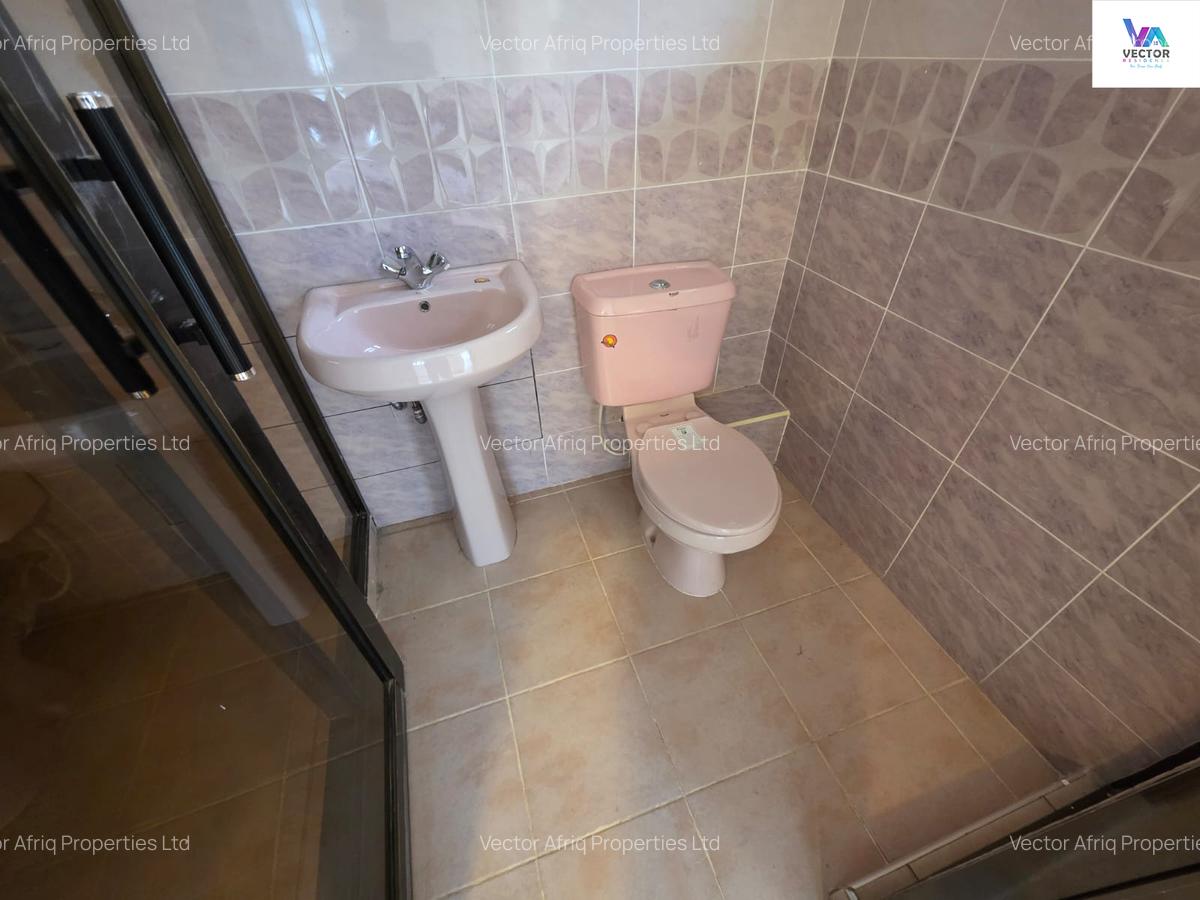 4 Bed House with En Suite in Kitengela - 12