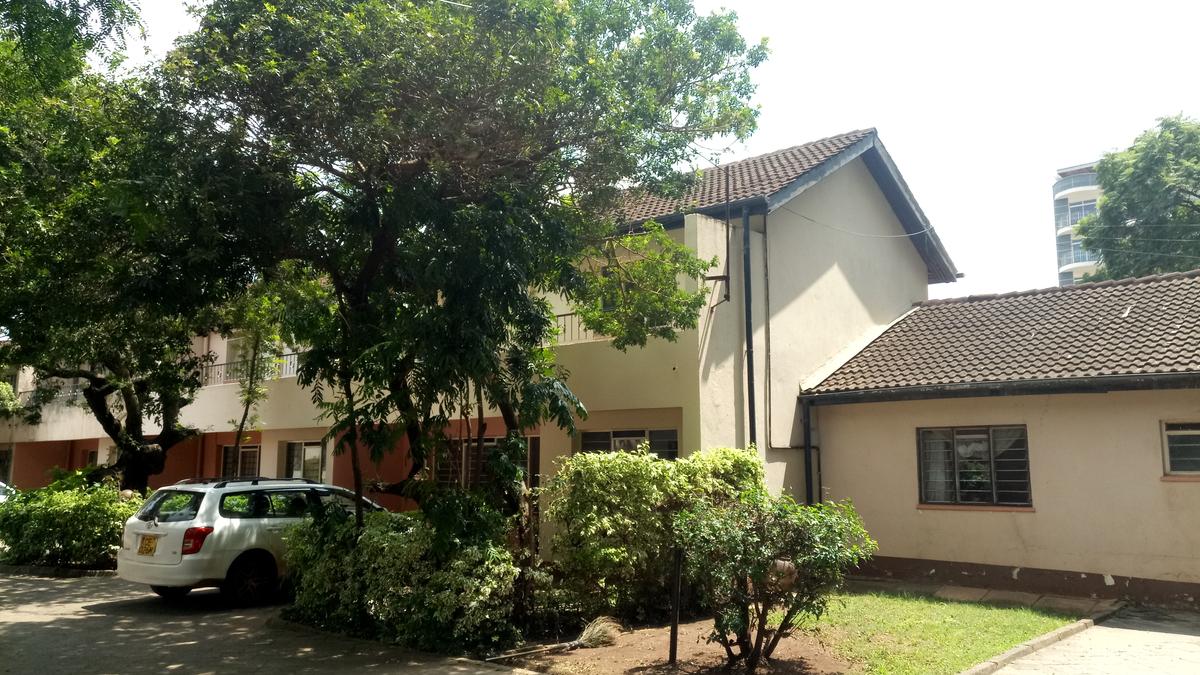 3 Bed Townhouse with En Suite at Kilimani Estate - 3