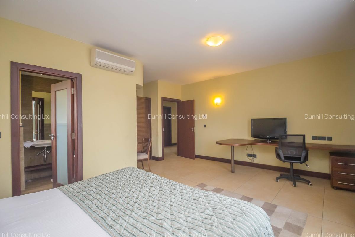 Serviced 2 Bed Apartment with En Suite at Ojijo Road - 13