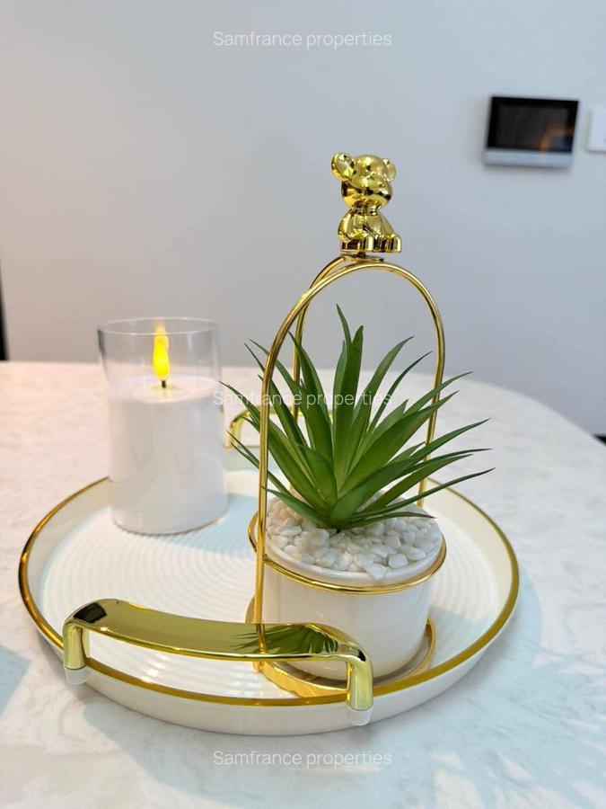 Serviced 2 Bed Apartment with En Suite at Baobab Road - 11