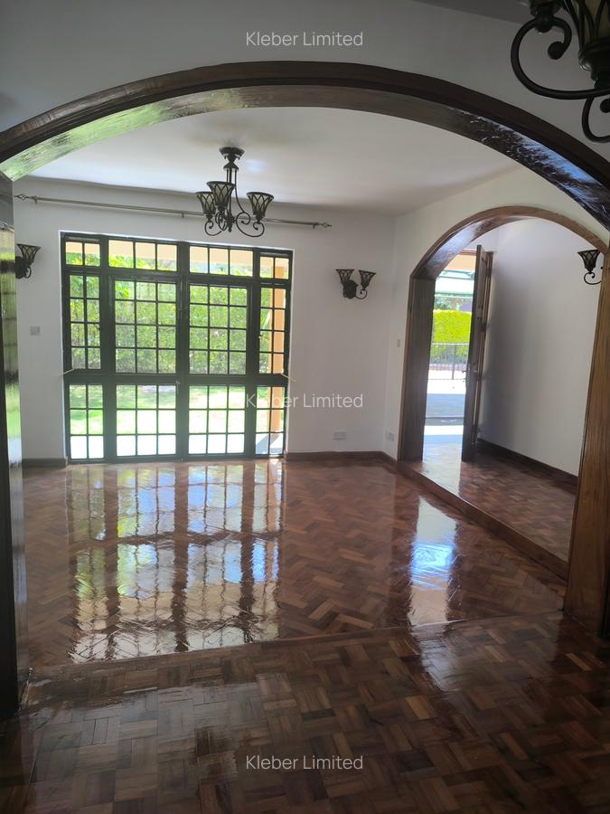 4 Bed House with En Suite in Loresho - 6