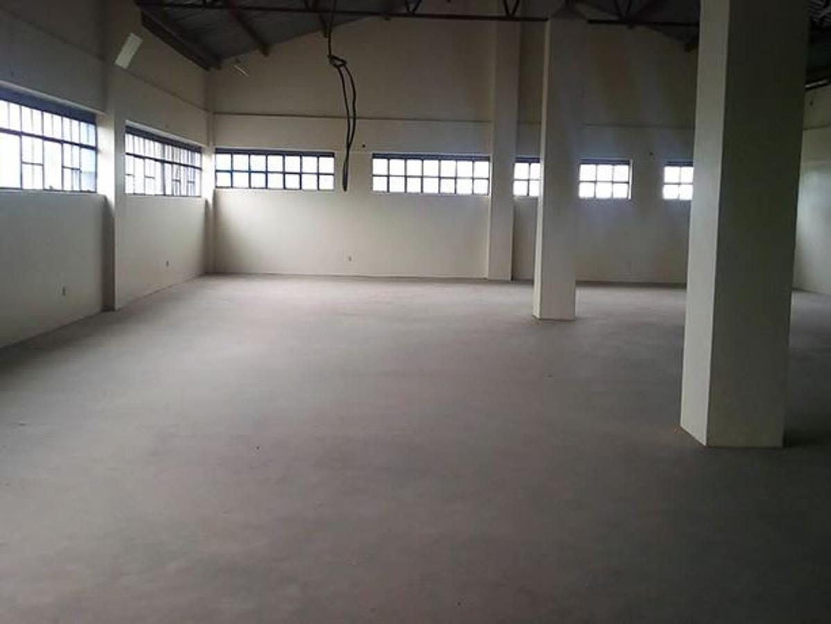 214 m² Warehouse in Ngara - 4