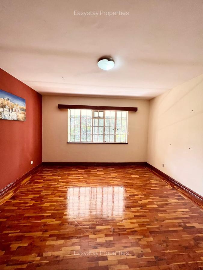 1 Bed Apartment with En Suite in Riverside - 5